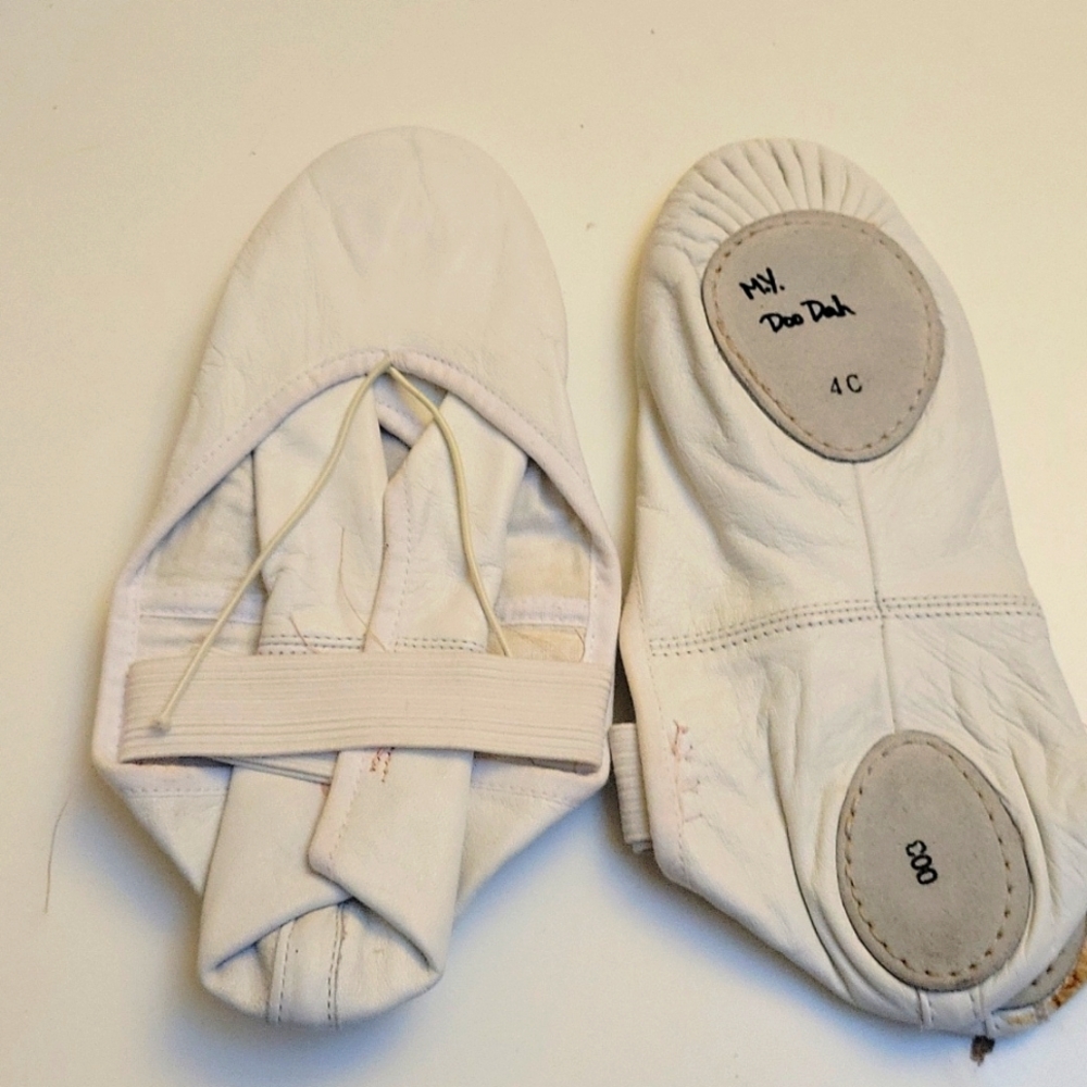 2 PAIRS FOR $20.BLOCH Prolite II split sole, WHITE, size 4C